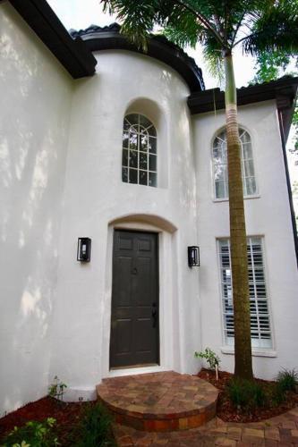 Villa South Tampa Designer Home