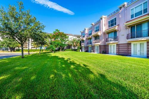 Updated Vista Cay Townhome, 10 Min From Universal