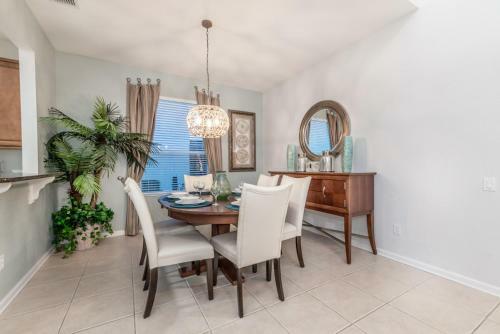 Spacious Home Wprivate Poolspa & Free Waterpark