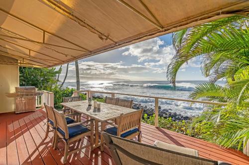 Waimea Point Oceanfront House - (with Air Conditioning)