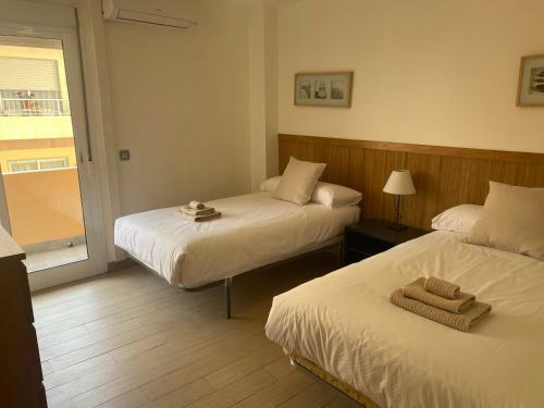 Albamar Frontline Beach Apartment 3 Bedrooms