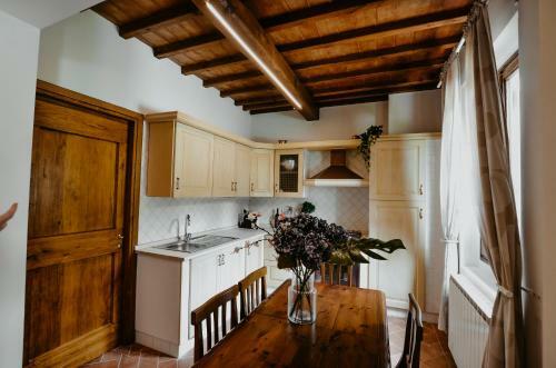 Gattaia Apartments With Swimming Pool