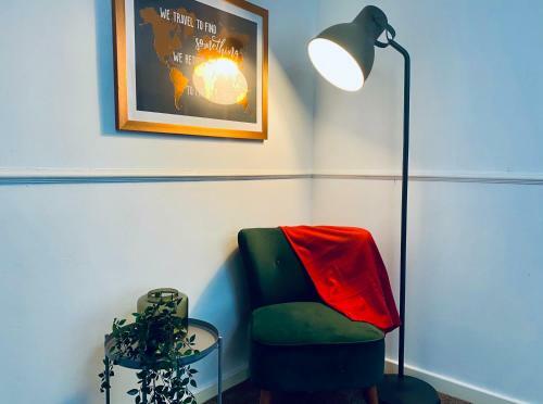 Apartamento Comfortable Manchester House With Conservatory & Parking