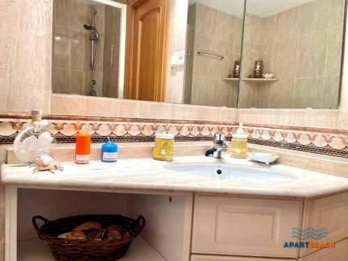 Apartbeach Cye 3 Junto Playa Climatizado Y Parquing