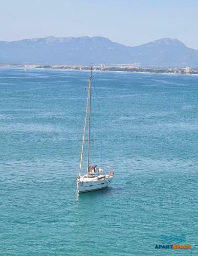 Apartbeach Cye 3 Junto Playa Climatizado Y Parquing