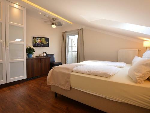 Hostal Ferienresidenz Chiemseestern