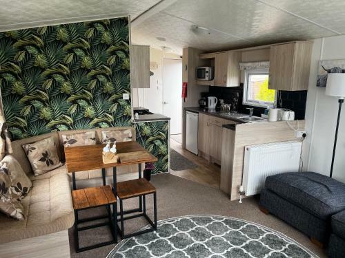 Relaxing And Quiet Holiday Cabin Sleeps 4