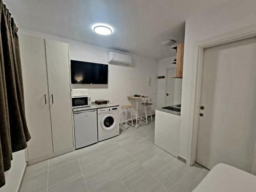 Apartamento Card�n Jand�a 2b