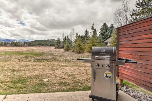 Lovely Big Sky Getaway Near Skiing And Golf!
