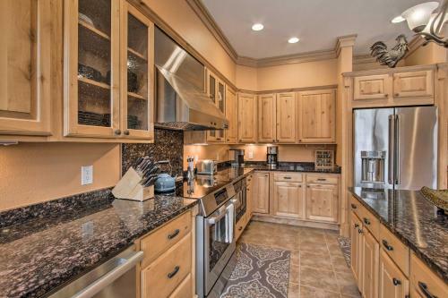 Lovely Big Sky Getaway Near Skiing And Golf!
