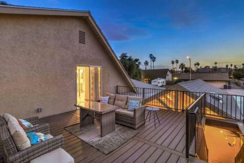 Desert Oasis Las Vegas - Pool, 5 Bedrooms, 9 Beds