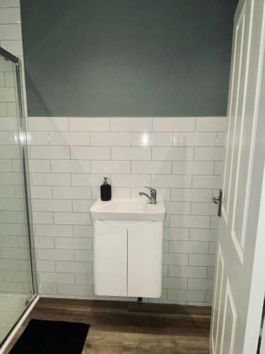 Apartamento Luxe 2 Bedroom Duplex With Free Parking