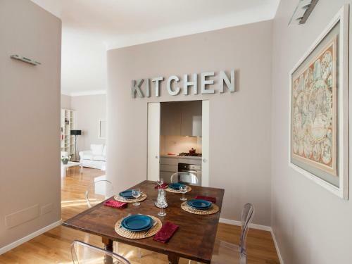 Crema Halldis Apartment