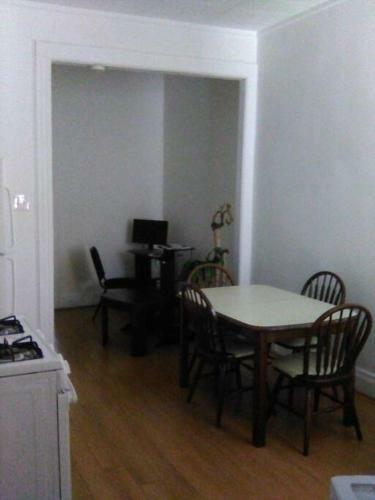 Hostal Lovely Room Available In Queens