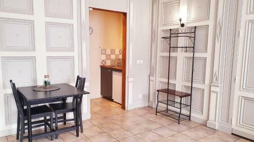 Apartamento Le Studio Avec Parking Priv�
