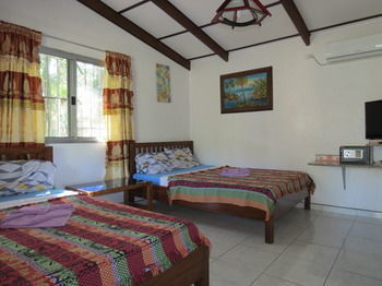 Hotel Alona Northland Resort