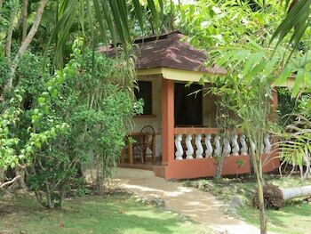 Hotel Alona Northland Resort