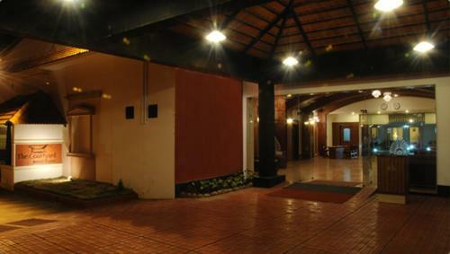 Hotel The Grand Regent