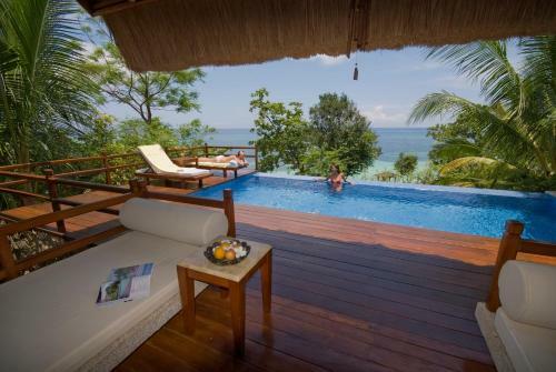 Hotel Eskaya Beach Resort And Spa