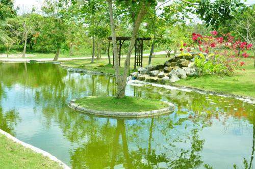 Hotel Eskaya Beach Resort And Spa
