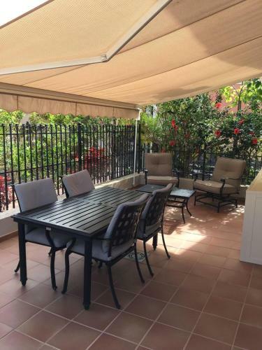 Apartamento Villa In Front Of Swimming Pool