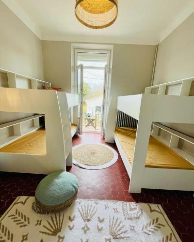 Hostal La Villa Mal�-malou