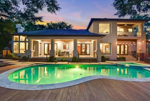 The Above Skyline View Estate