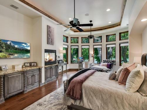 The Above Casa Tranquility On Lake Austin