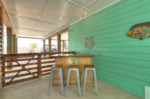 Flip Flop Life Ov22 - Pet Friendly