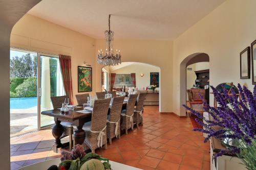 Villa Horizon Bleu F�r 8 Pers., Luxuri�s, Pool