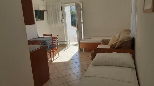 Apartments Dobri - 500m From Beach