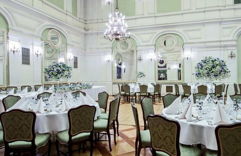 Grand Hotel