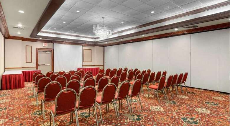 Best Western Plus Wynwood Hotel & Suites