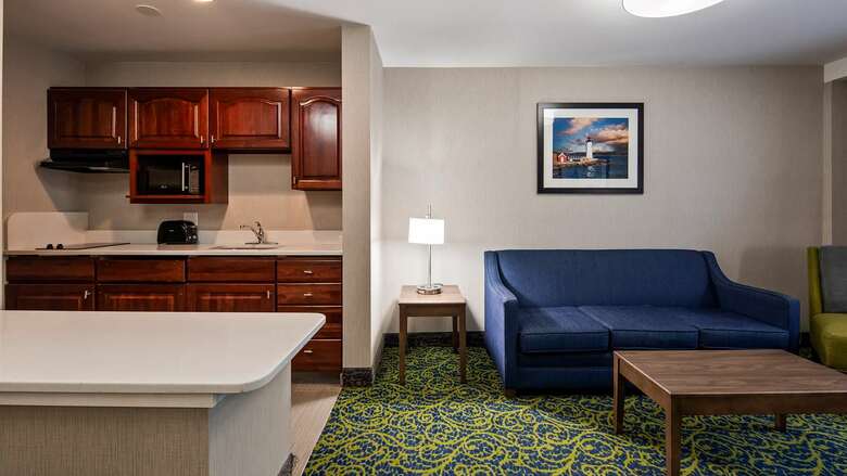 Best Western Plus Wynwood Hotel & Suites