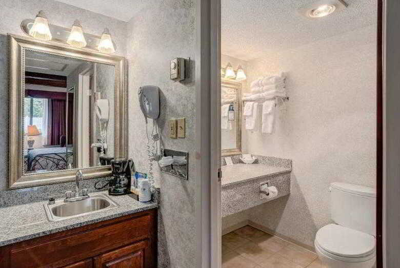 Best Western Plus Wynwood Hotel & Suites