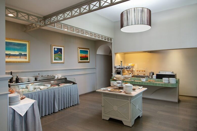 Hotel Castello Di Santa Vittoria