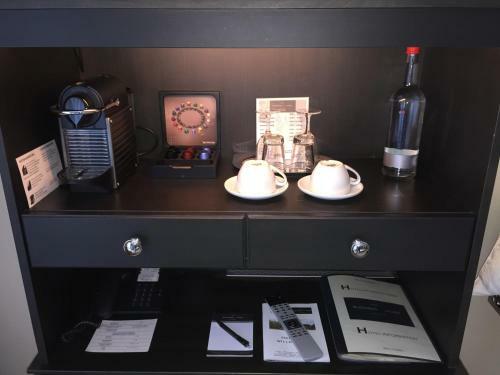 Hotel Business & More