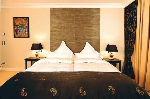Hotel Business & More