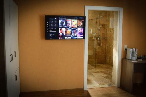 Hostal Pensiunea La Rogo