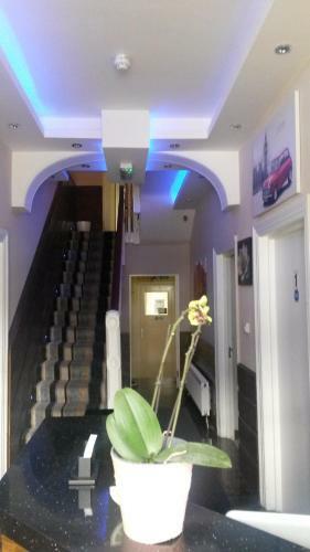 Bed & Breakfast The Crystal Lodge Hotel