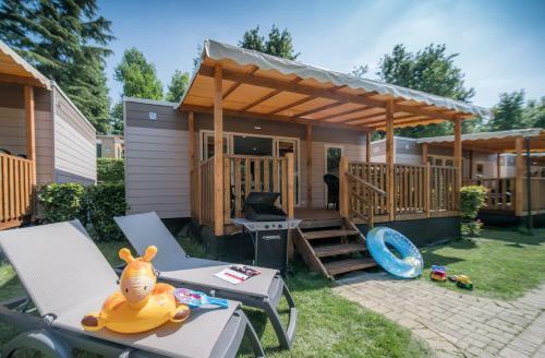 Camping Village Montescudaio