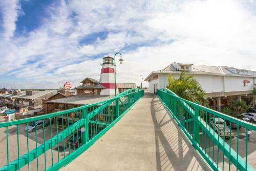 335 Surf Song Resort