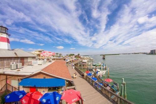 311 Madeira Norte Condo