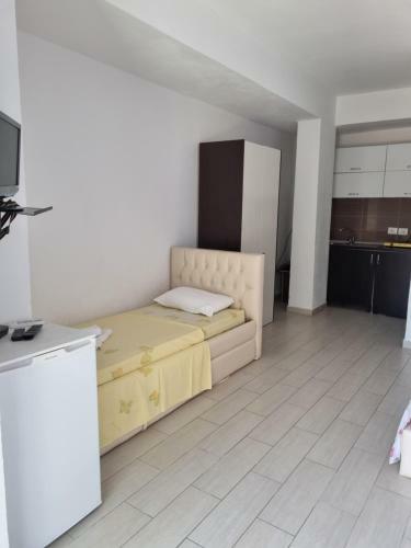 Sea View Apartment Dhermi With Balcony