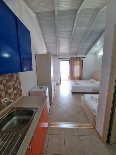 Sea View Apartment Dhermi With Balcony