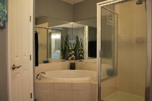 Apartamento Grand Pointe 607 Condo