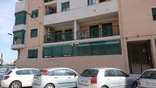 Habitaci�n Cerca A Playa. Desayuno Y Piscina
