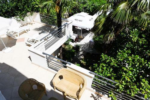 Villa Troya Apartments & Studios