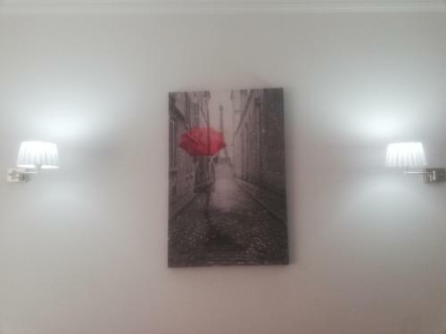 Lovely 3 Bedroom Apartment With Fireplace