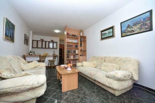 Apartment Milica Sveti Stefan